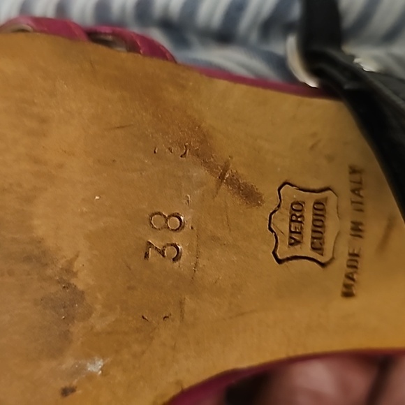 Manolo Blahnik - Picture 10 of 10